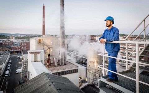 Infraserv: Das industrielle Herz der hessischen Landeshauptstadt schlägt im Industriepark am Rhein