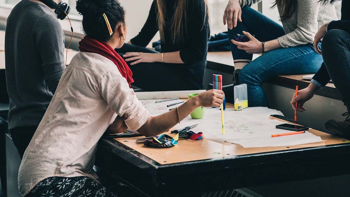 Studieren, Studenten in der bib