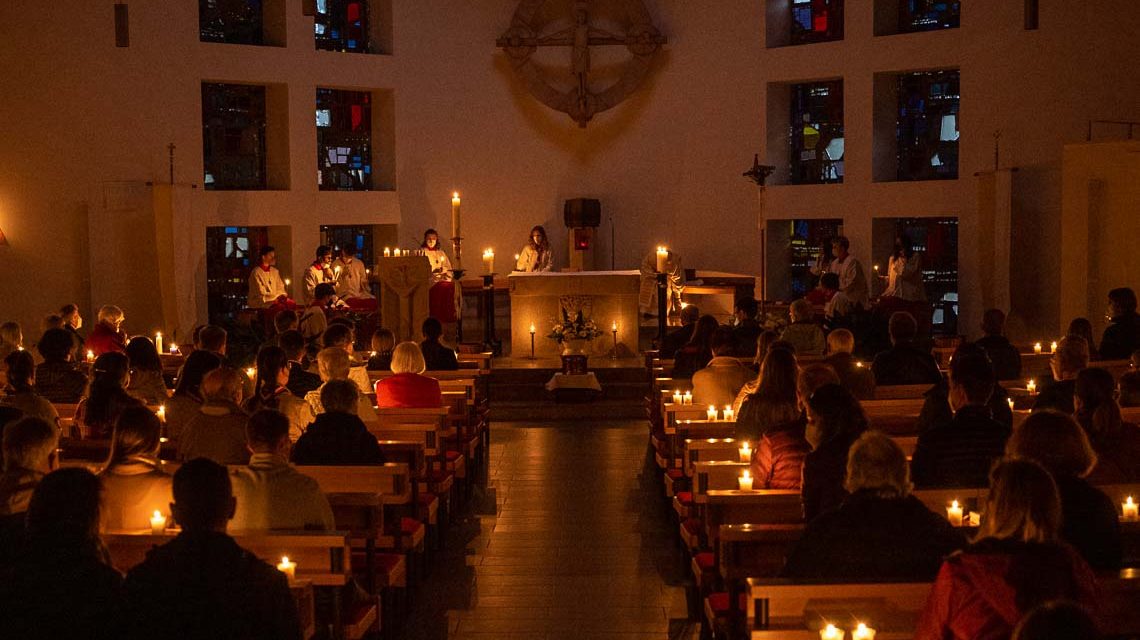 Osaterlicht in der Gemeinde St. Birgid