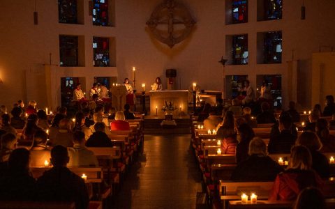 Osaterlicht in der Gemeinde St. Birgid