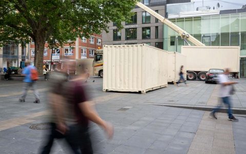 Mauritiusplatz, der Sommermarkt wird aufgebaut