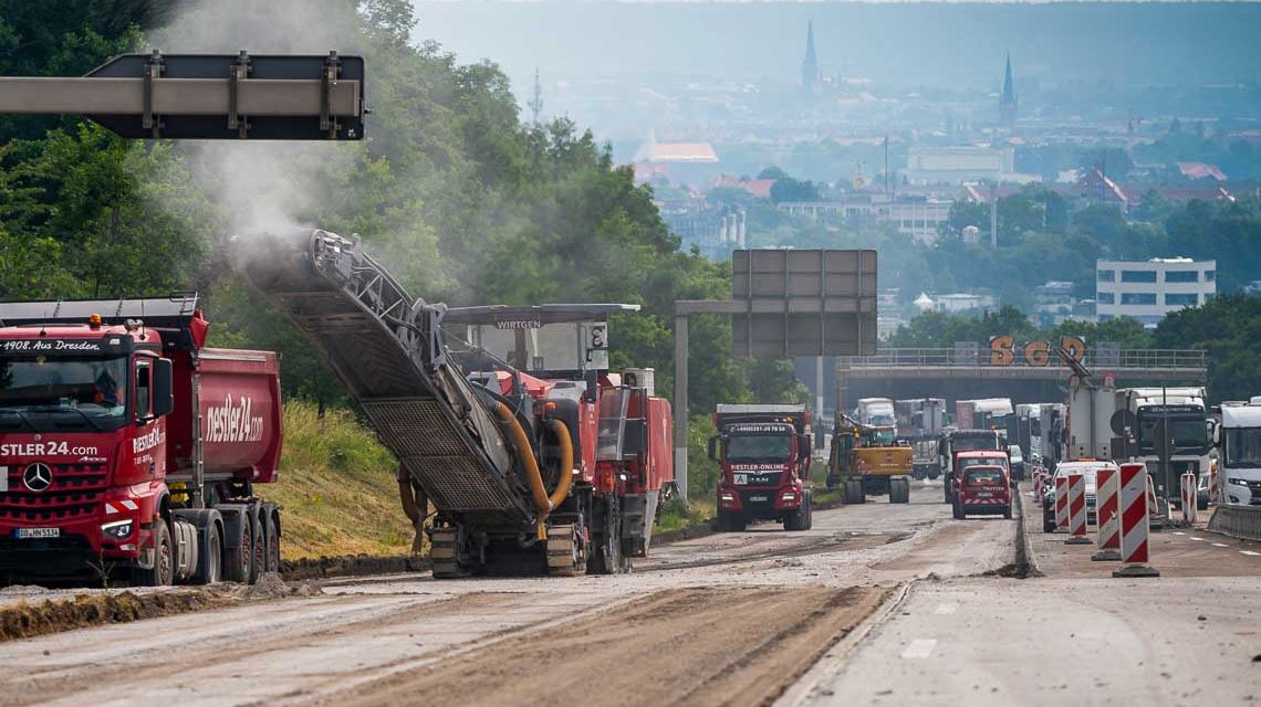 Sybolbild: A4, Erneuerung der Fahrbahn bei Dresden