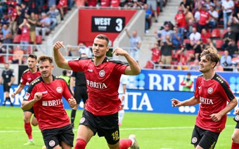 Ivan Prtajin nach dem 1:1.