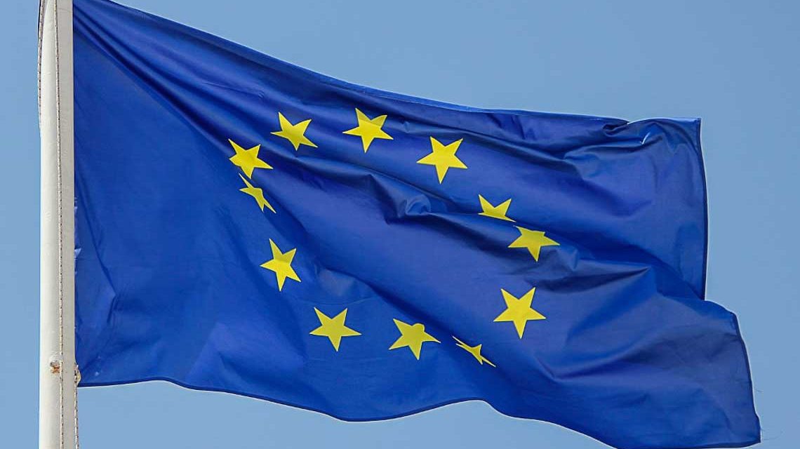 Europafahne, Wahlhelfer gesucht