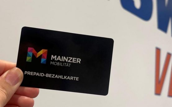 ESWE Verkehr führt Prepaid-Bezahlkarte ein