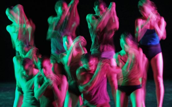 Israelische Tänze : Batsheva Dance von David Shankbone - Own work, CC BY-SA 3.0, https://commons.wikimedia.org/w/index.php?curid=3311896