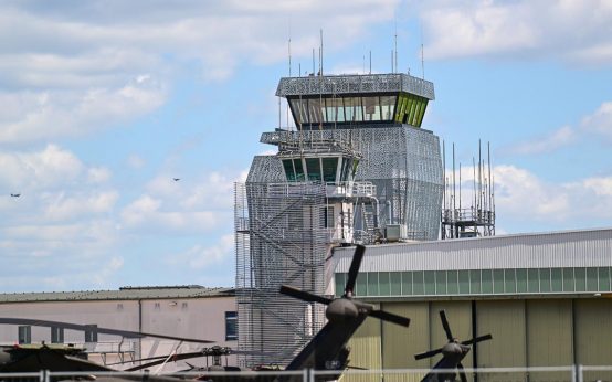 Tower der Air Base in Wiesbaden Erbenheim, Fluglärmberechnung