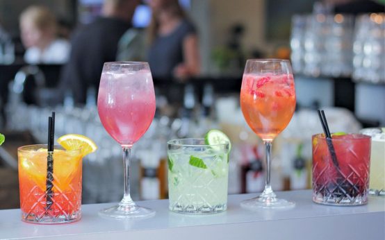Bacardi Beach-Bar 2025 in Medenbach, Die Kerbegesellschaft Rote Rosen lädt ein.